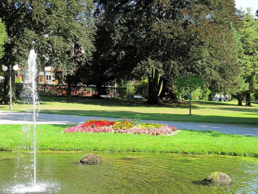 Hotel Harzer Am Kurpark Bad Herrenalb Exteriör bild